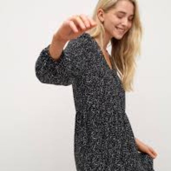 Sexy Plunging Neckline classic black & white Blouson sleeve  Reitman's Sz  1X - Picture 1 of 10